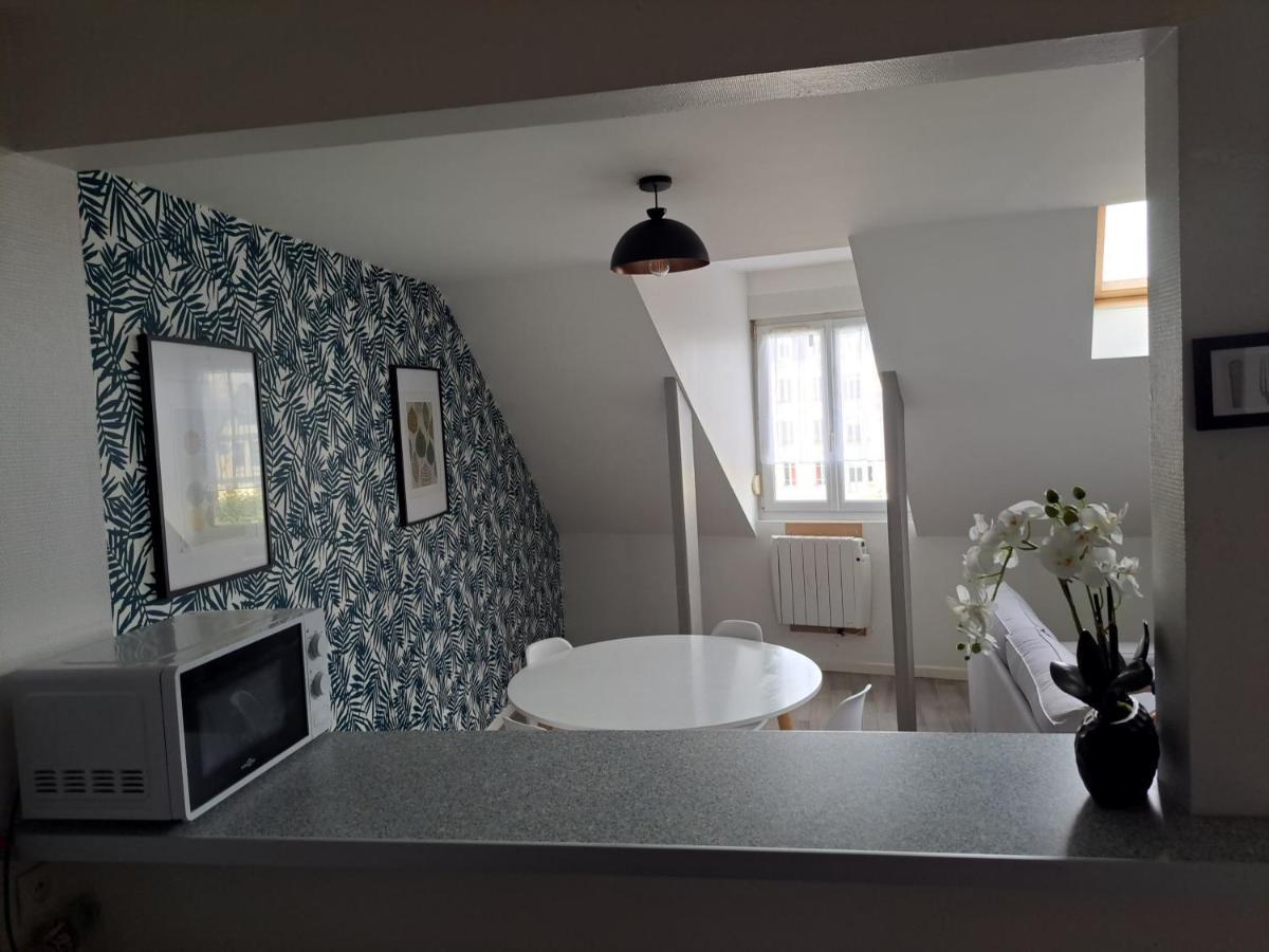 Suite Du Crypto - Vue Imprenable Sur La Place Du Forum แร็งส์ ภายนอก รูปภาพ